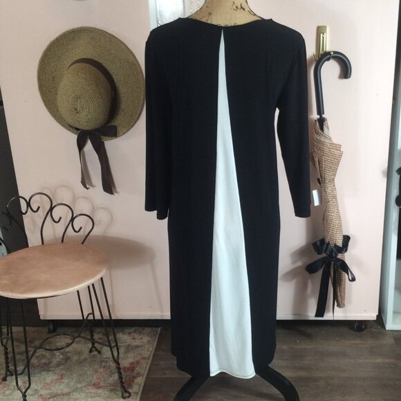 “The Look” Black Jersey Dress - Picture 2 of 3